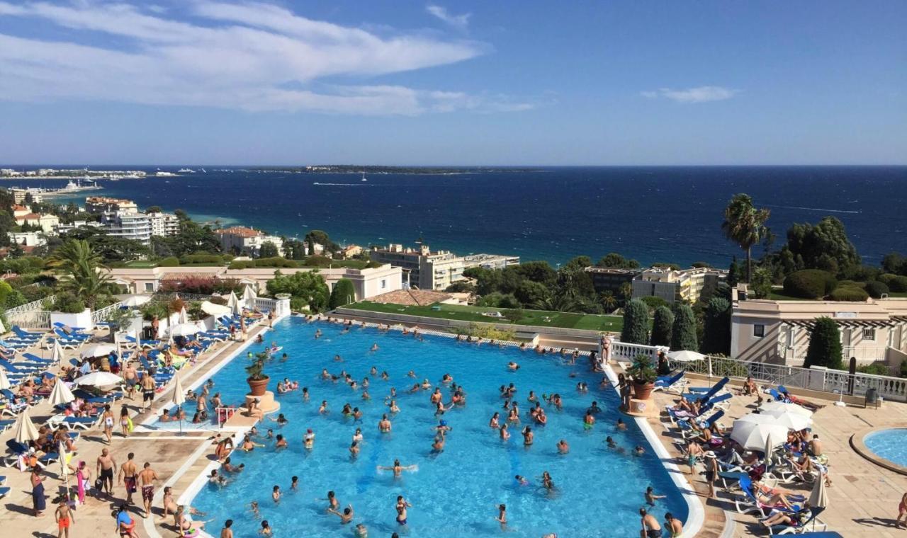 Exceptionnel Sur Cannes Vue Mer Piscine Exterior foto